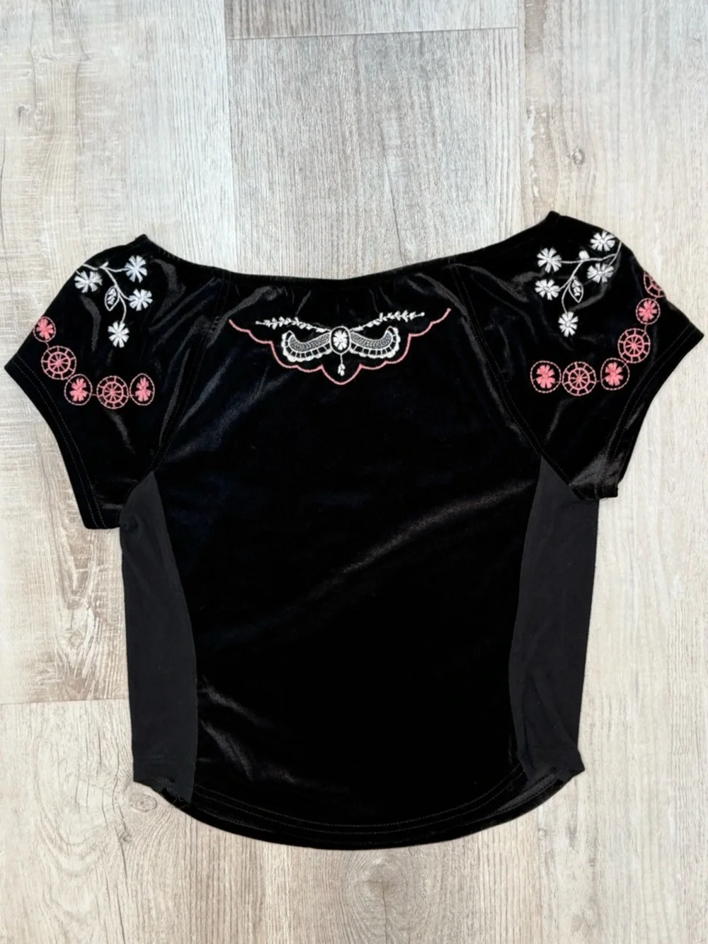 Free People Party Train Black Embroidered Velvet Scoop Neck Top Women’s Size S